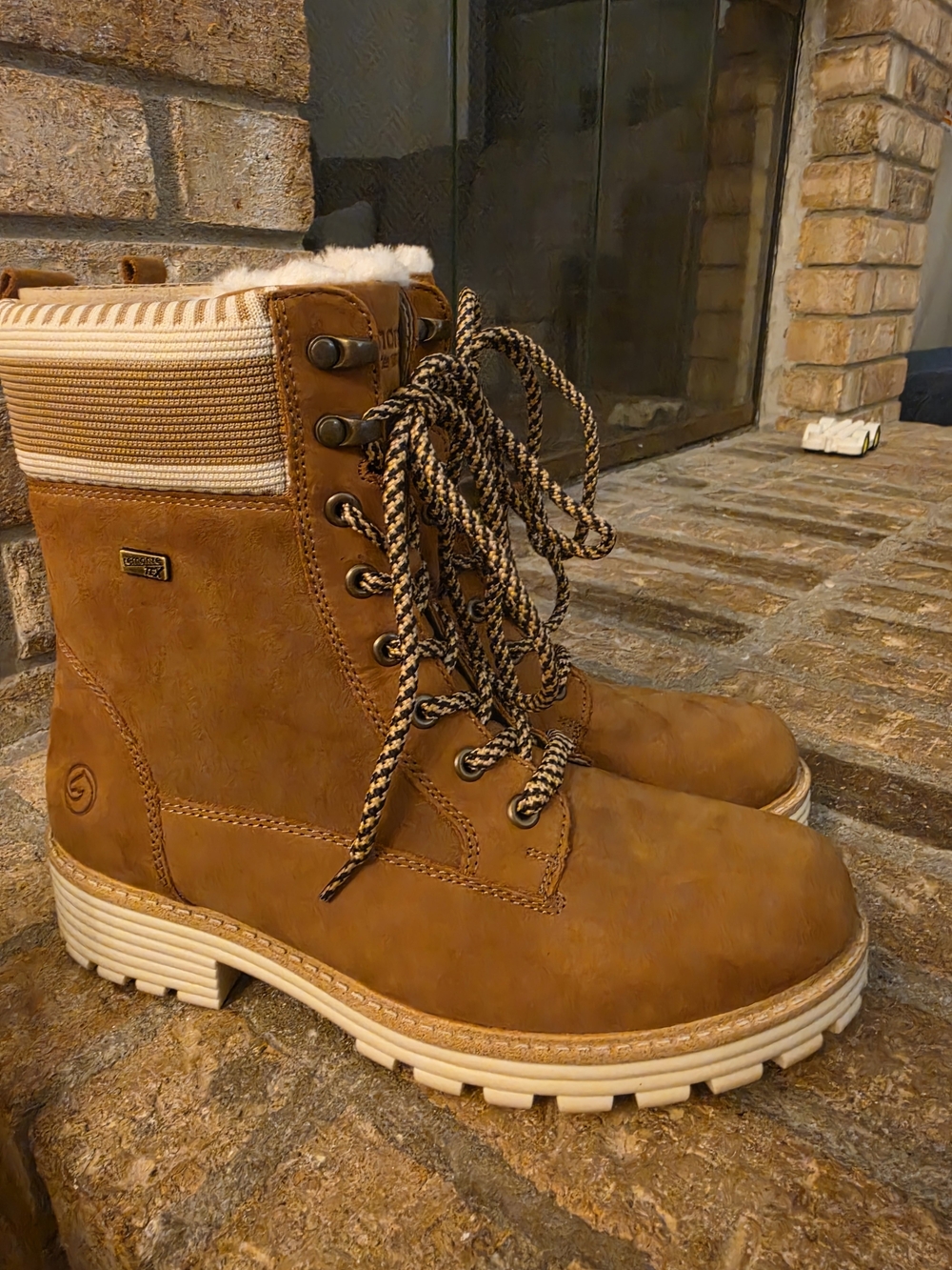 Remonte Tan Lambs Wool/Suede Collar Boots